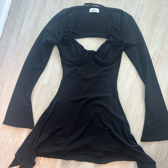 Oh Polly Black cutout dress - Picture 1 of 4